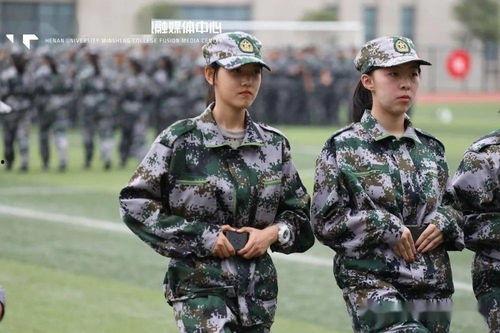 军训吃瓜心得怎么写,滋味与感悟交织的军旅食光